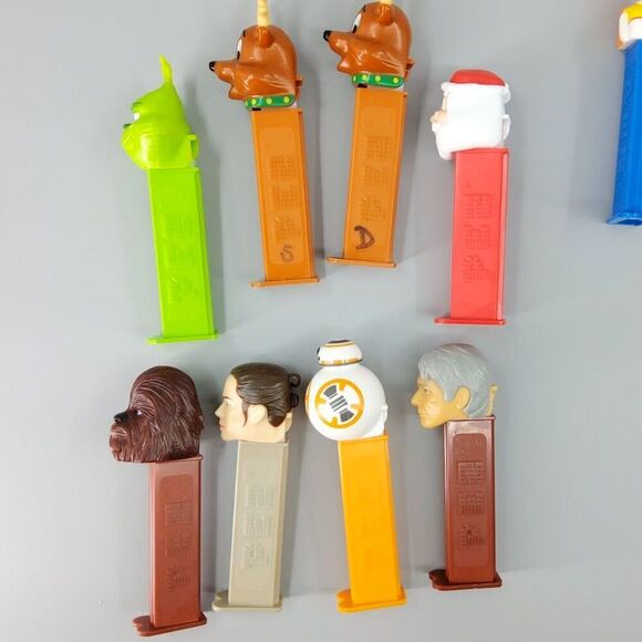 PEZ Lot of Dispenser Star Wars / My Melody / Nemo/ Christmas The Grinch / Jessie - Picture 7 of 9